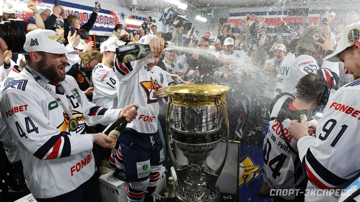 «Магнитка». Чемпион на сезон или команда-династия?