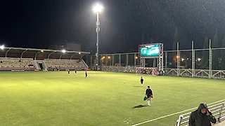 Сухумское дерби: когда гаснут прожектора