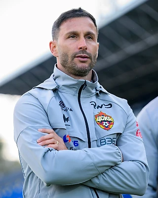 Поздравляем с днем рождения тренера Манеля Экспосито!