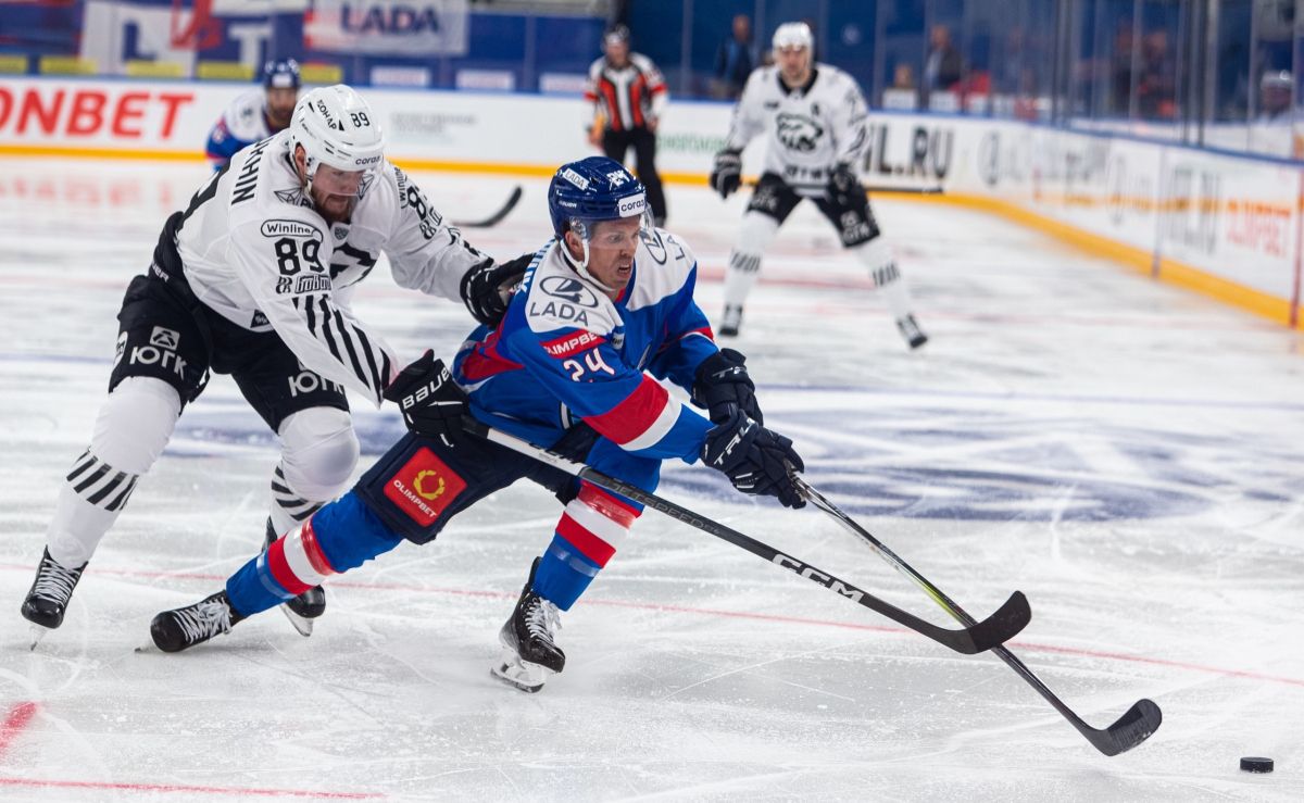 «Автомобилист» примет «Салават», «Ак Барс» сыграет с «Трактором», а «Динамо» сразится с «Амуром»