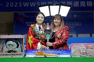 Бай Юлу стала двукратной чемпионкой мира по снукеру