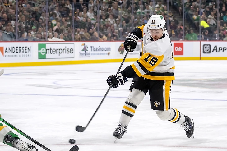 Former Wild Forward Connor Dewar Plays First Game Back In Minnesota