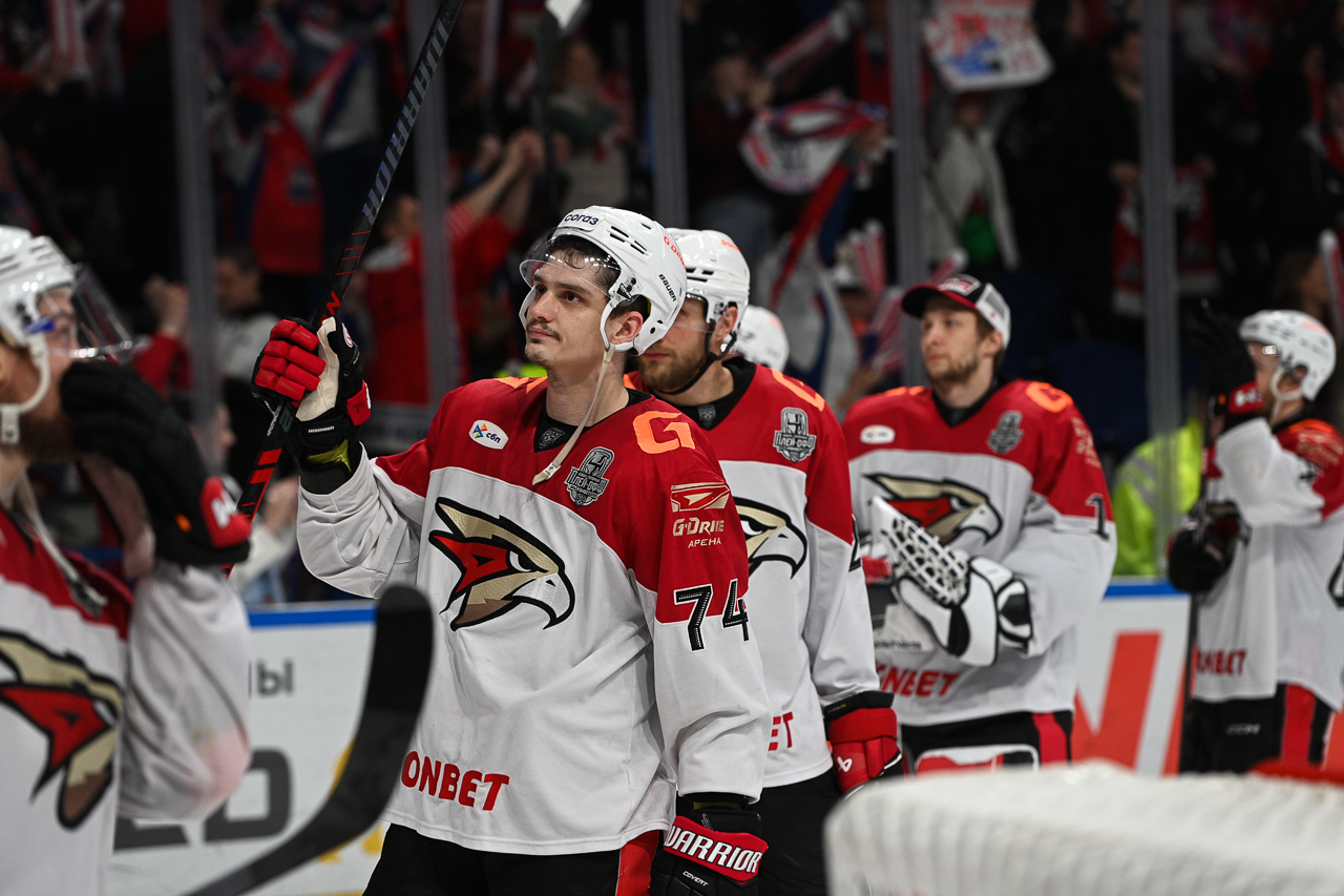 Фотография поста в ленте Серия одного рикошета. «Авангард» драматично закончил сезон, но он принёс «ястребам» много пользы