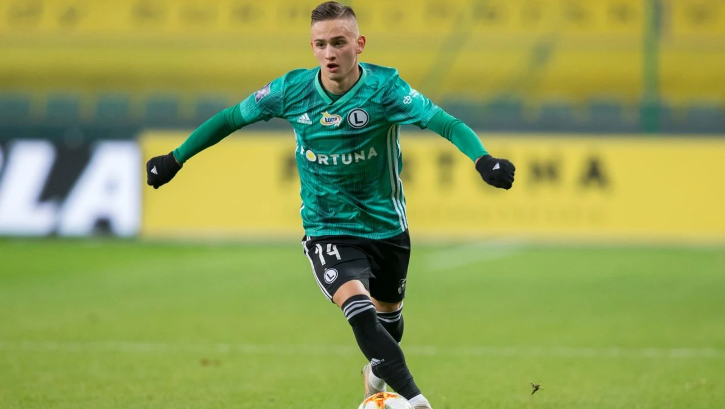 PKO Ekstraklasa. Rewelacyjny asystent. Michał Karbownik talizmanem Legii Warszawa | TVP SPORT